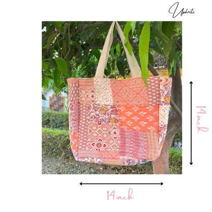 Bolso tote acolchado Shades of Peach