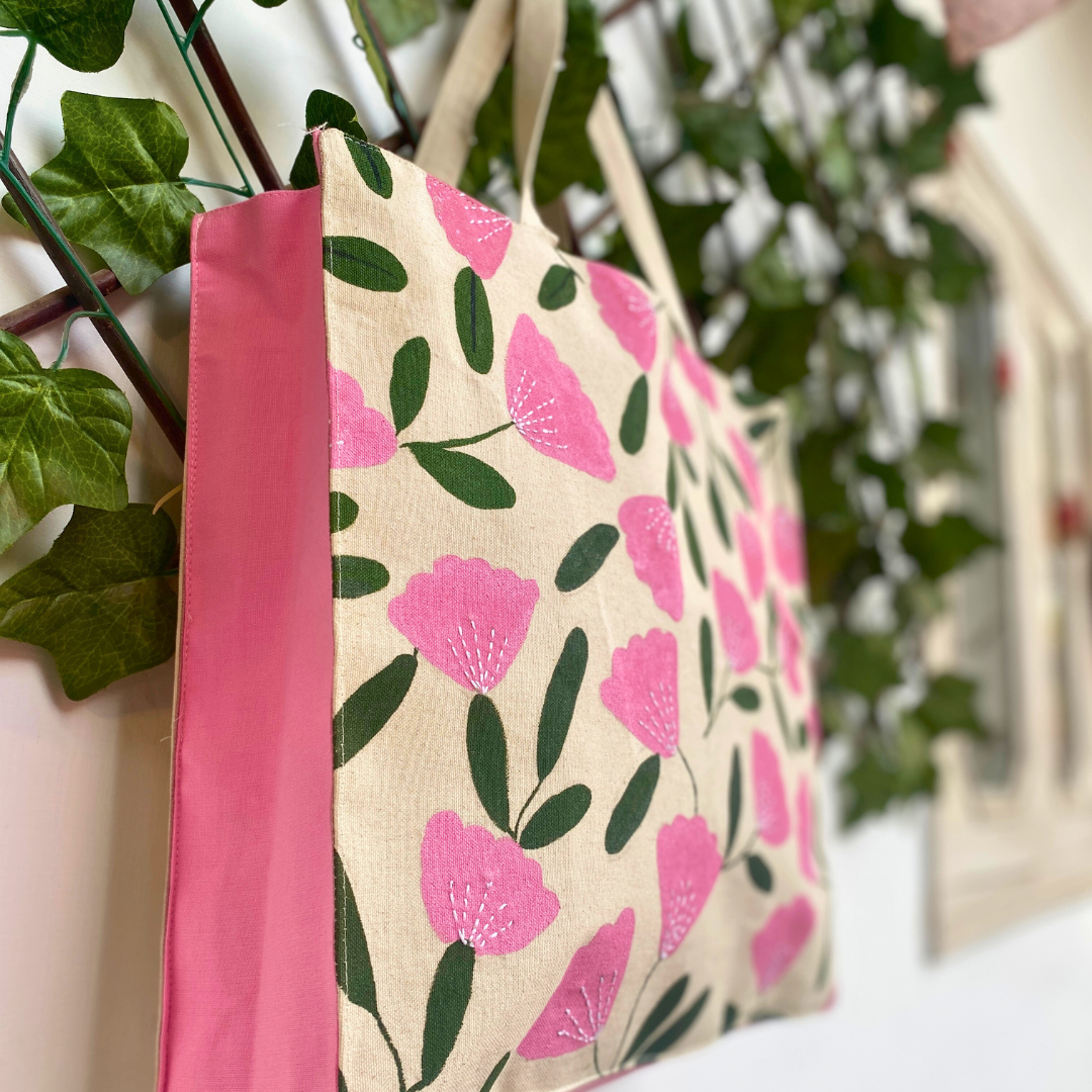 The Tulip box tote bag