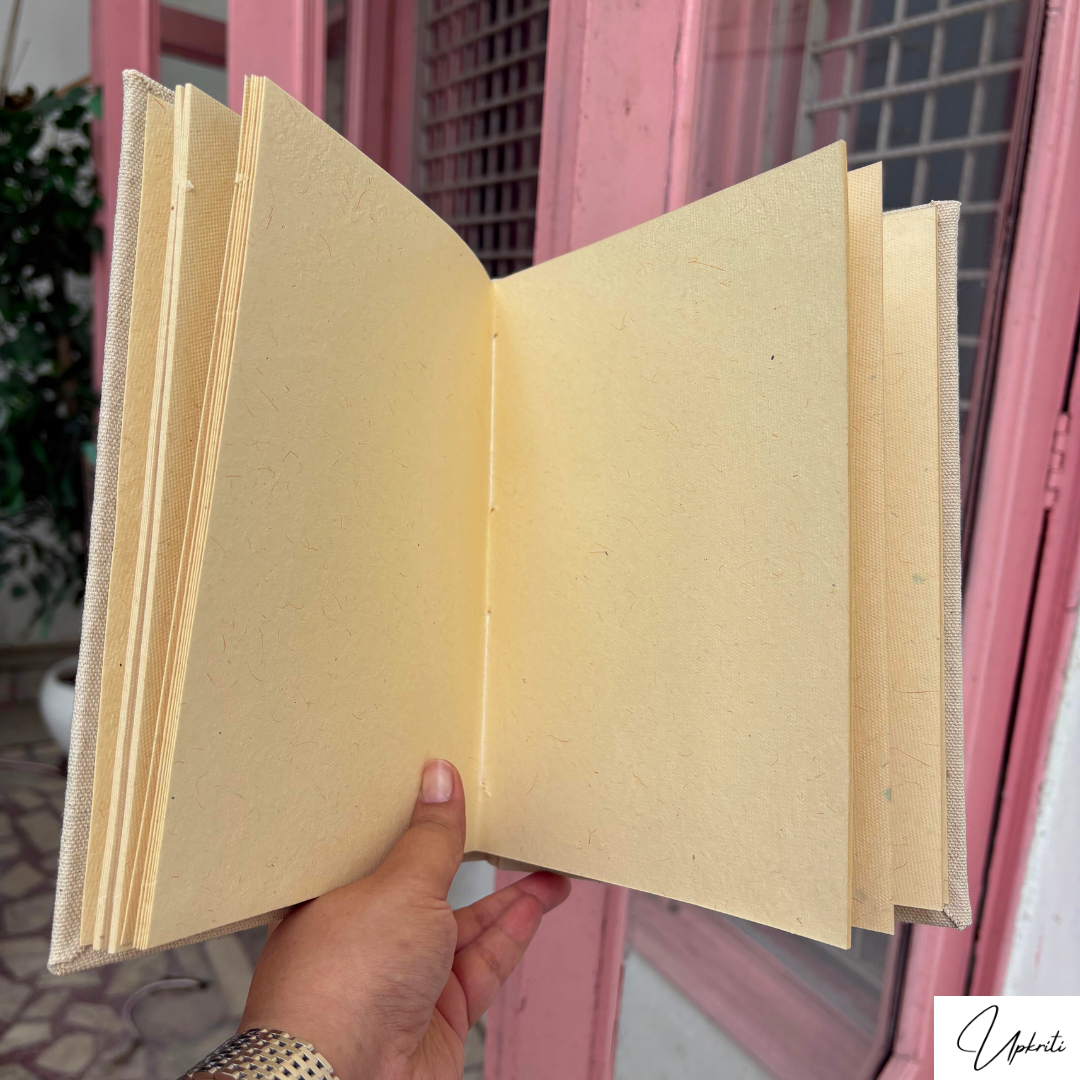 El diario bordado floral