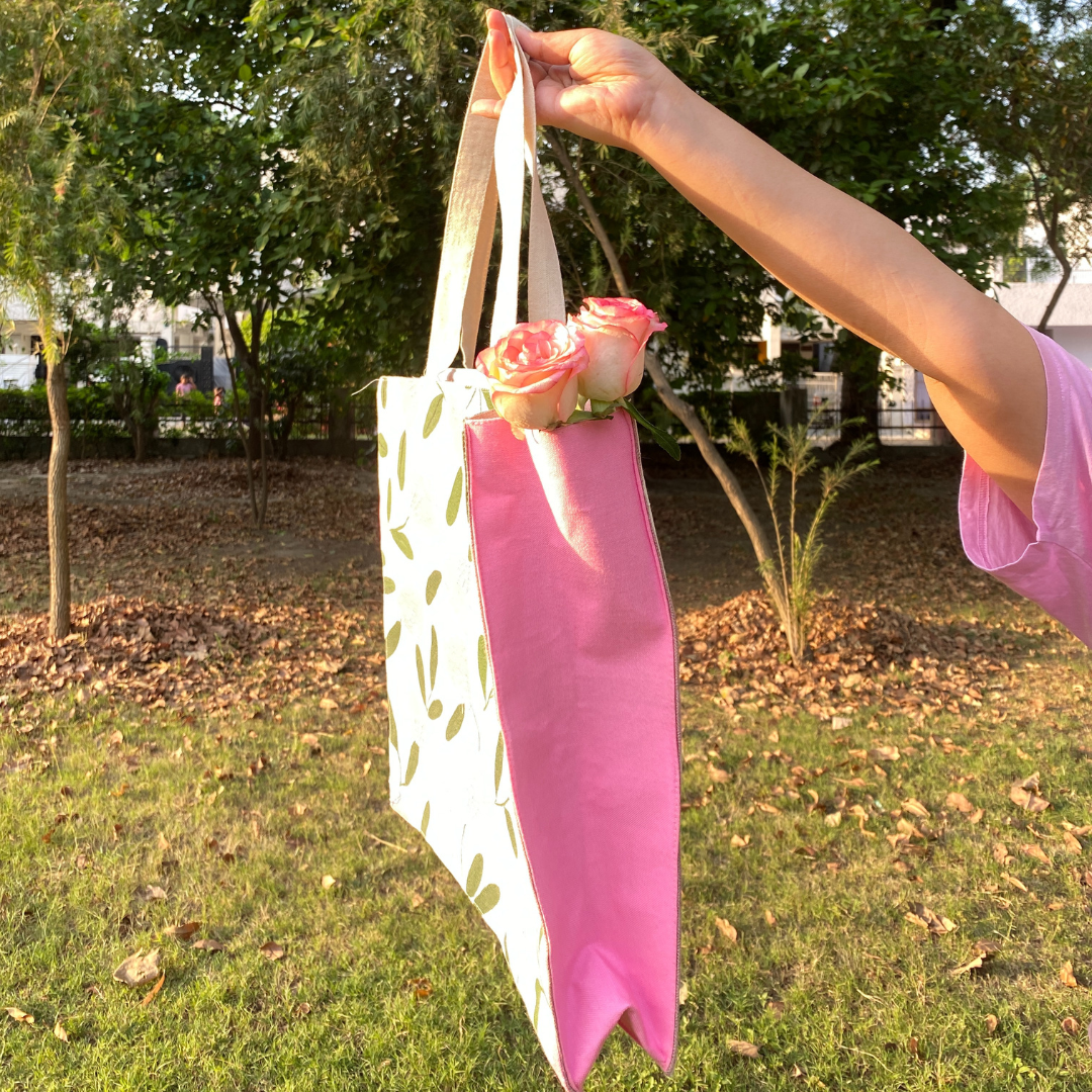 The Tulip box tote bag