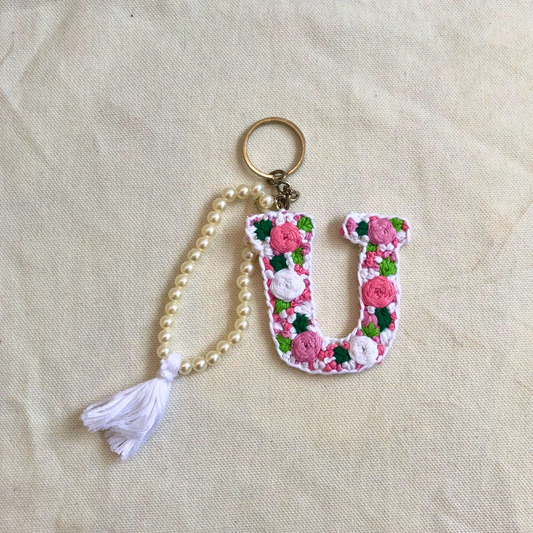 'U' Letter key charm