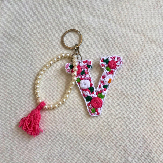 'V' Letter key charm