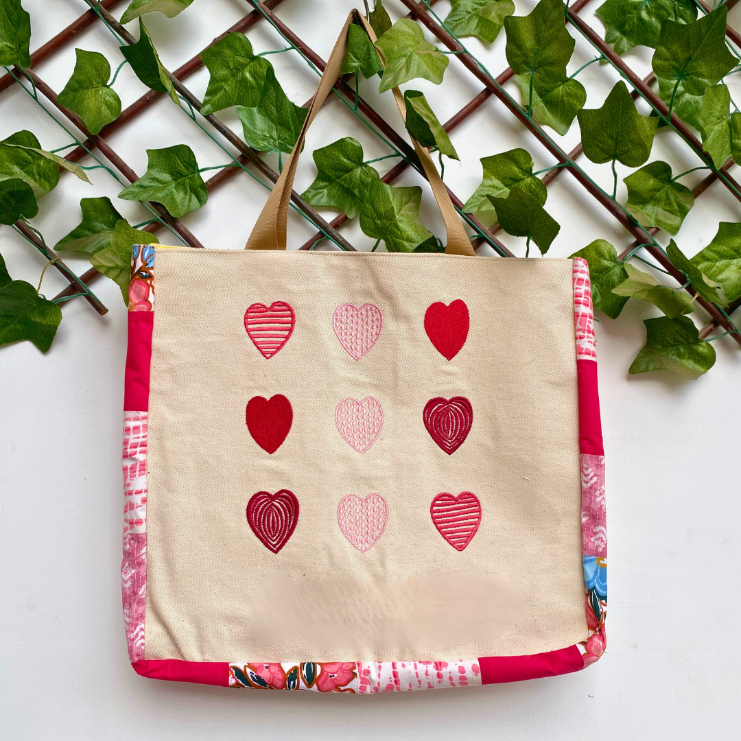 Hearts tote bag