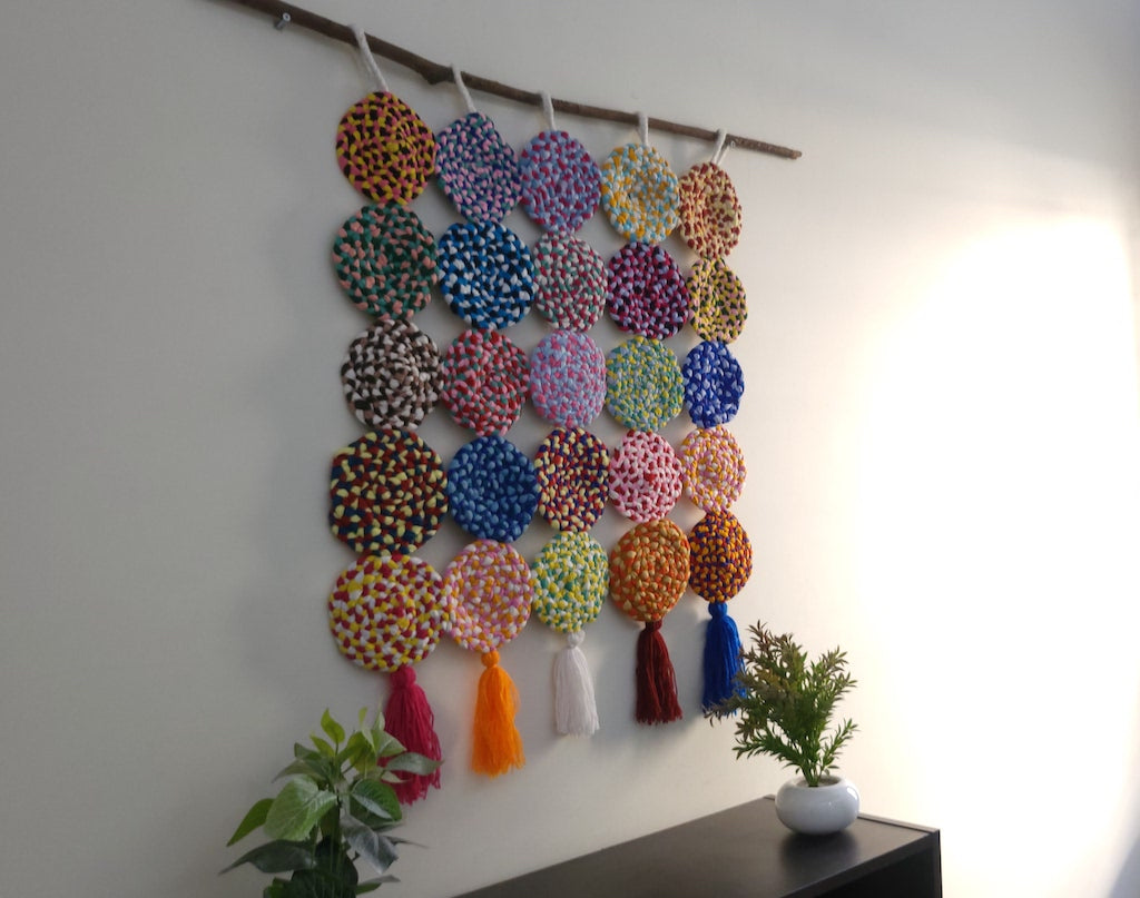 Braided discs wall décor